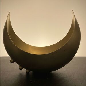 SASS & BELLE GOLD TIN HALF MOON PLANTER